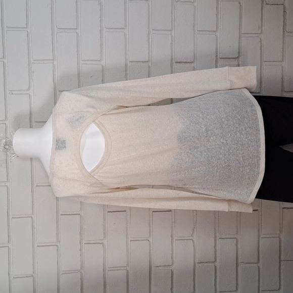 Daytrip By Buckle Long Sleeve Top. Size Small NWT - Picture 5 of 10